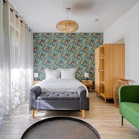 Superbe Studio Avec Terrasse Brunoy Exterior photo