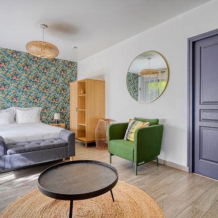 Superbe Studio Avec Terrasse Brunoy Exterior photo